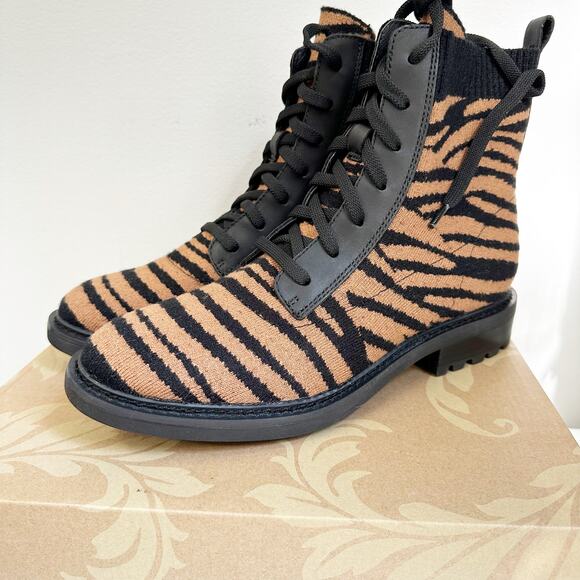 Sofft Landee Women’s 9 Tiger Combat Knit Boots Black Tan NIB - Picture 3 of 6